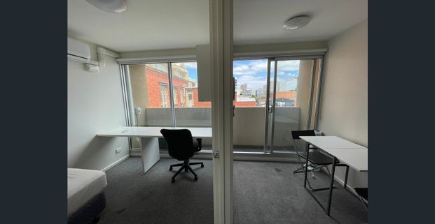 STUDENT ACCOMMODATION - FULLY FURNISHED IN THE HEART OF HAWTHORN - Photo 1