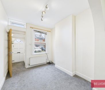 2 bedroom semi-detached house to rent - Photo 5