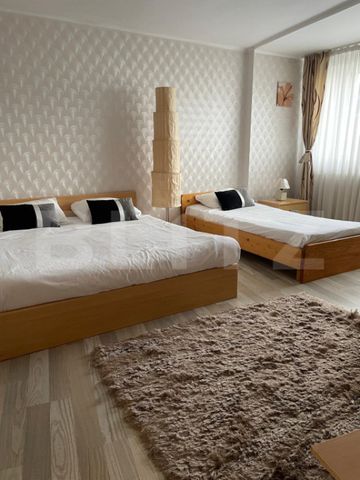 Pensiune de inchiriat, 228 mp, zona Predeal - Photo 4