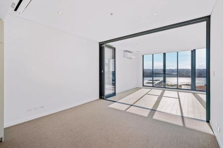 3Bedrooms, 2Bathrooms - Photo 2