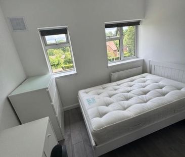 Wavell Way,Winchester - Photo 3
