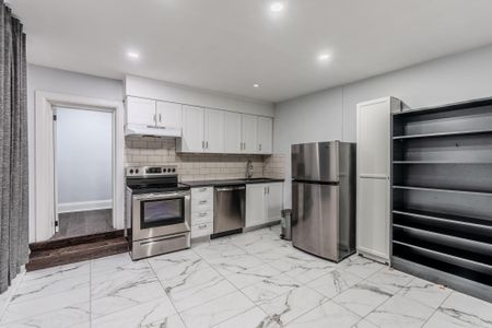 For Lease - 756 Dundas Street Unit# Main, Toronto, Ontario - Photo 5