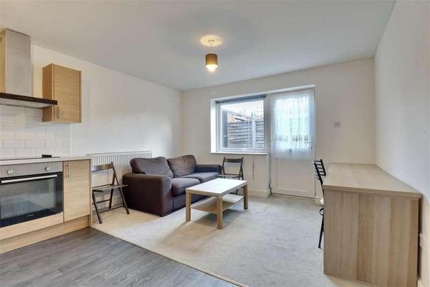 Landport Terrace, Portsmouth, PO1 - Photo 1