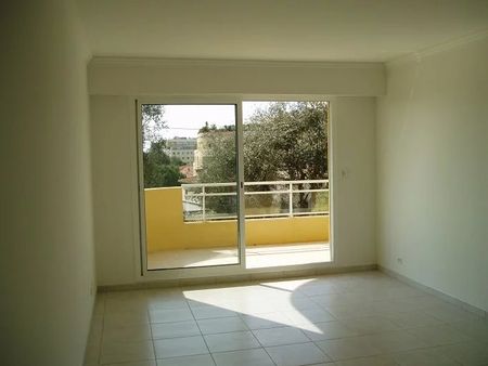 Location Appartement - Cagnes-sur-Mer - Photo 3