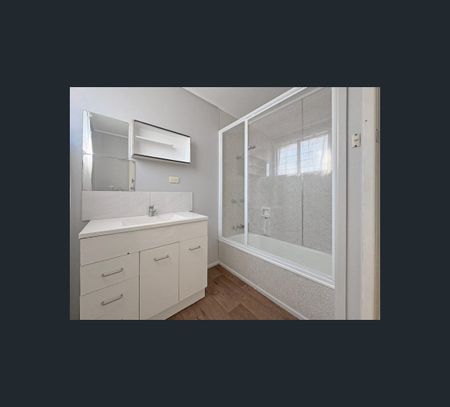 3/96 George Street, Rockhampton City, Qld 4700 - Photo 4