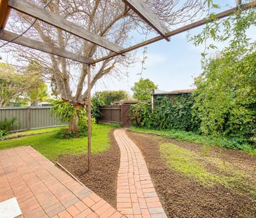 4 Bedroom Home Centrally Located - Photo 4