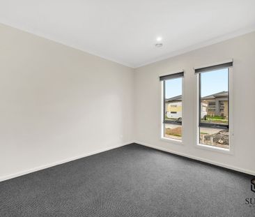 BRAND NEW 3 Bedroom Home! - Photo 1