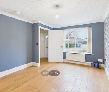 3 bedroom semi-detached house to rent - Photo 1