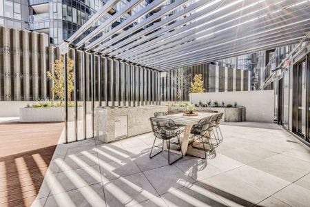 A warm and inviting two-bedroom apartment in the heart of Belconnen - Photo 5