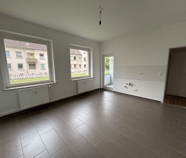 Lage zentral- für Sie genial! - Photo 1