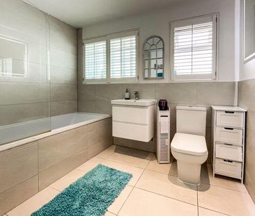 3 bedroom semi-detached house to rent - Photo 2