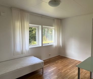 Stora Älsjövägen, Olofstorp - Photo 1