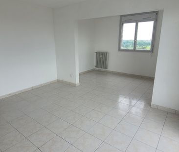 Location Appartement 3 pièces 71m² MAUBEUGE 59600 - Photo 1