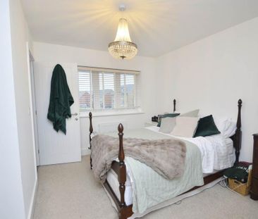 3 bedroom semi-detached house to rent - Photo 3