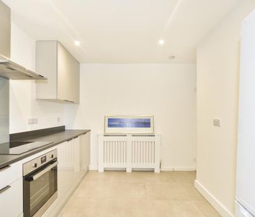 2 bedroom bungalow to rent - Photo 1