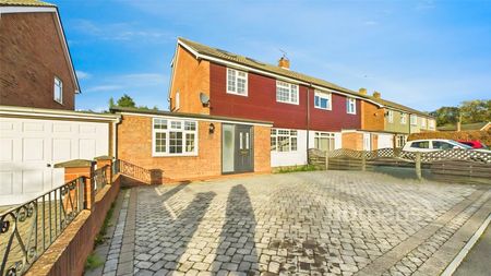 5 bedroom house to rent - Photo 4