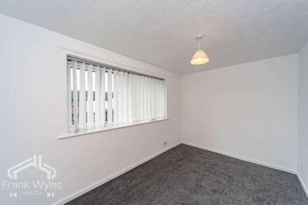 St Davids Grove, Lytham St Annes, Lancashire, FY8 - Photo 1