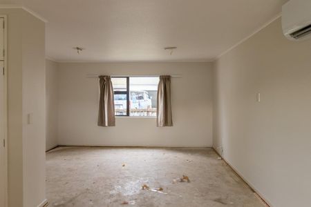 We have five, two bedroom units coming available in Appleby! - Photo 5