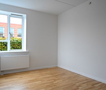 Usserød Kongevej, Hørsholm, Danmark (208-1831-01-001) - Photo 1