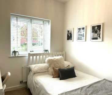 Bungalow to rent on - Photo 4