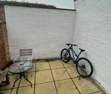 Southam Road Room 3 - Double Ensuite - Photo 2