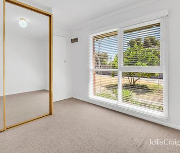 One Bedroom Unit in Altona - Photo 3