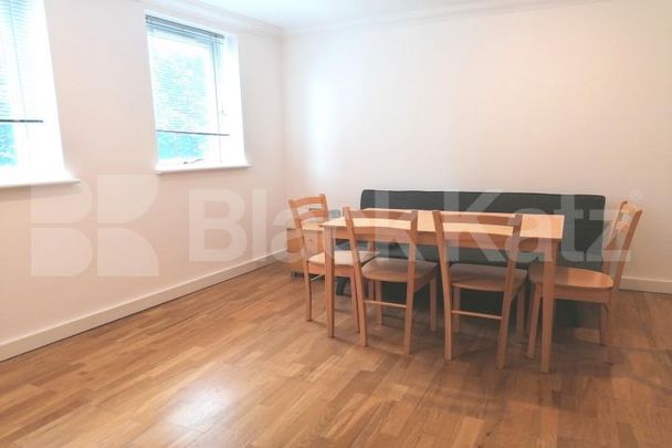 Boasting size, quality & location - Photo 1