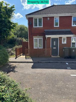 2 bedroom end of terrace house to rent - Photo 1