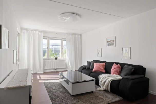 Barnhusgatan, Göteborg - Photo 1