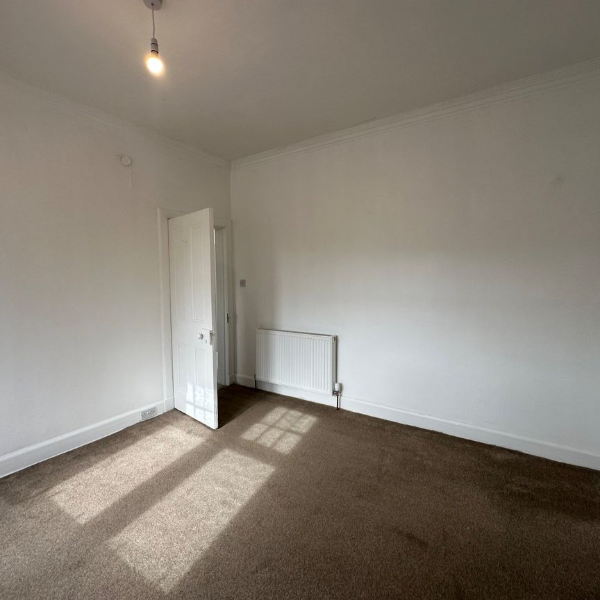 4 bedroom house to rent - Photo 1