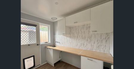 Family Home in Quiet Court - Photo 3