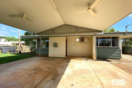 Solid brick home - 3 Bedrooms - Photo 3