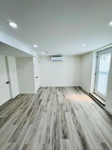 For Lease - 3- 6 CRAIG Drive, Kitchener, Ontario - Photo 3