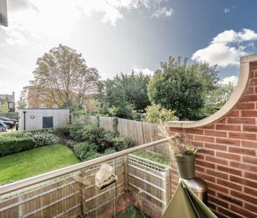 2 bedroom apartment - Photo 5