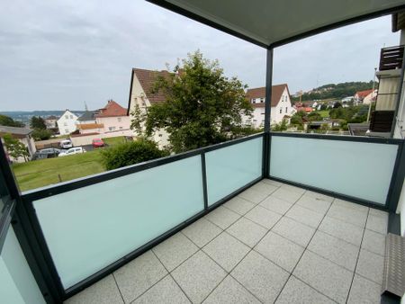 Helle 2-Zimmer Wohnung mit neuen Bodenbelägen zu vermieten - Foto 4