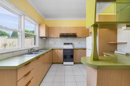 51 Brighton Avenue, Croydon Park NSW 2133 - House For Rent | Domain - Photo 4