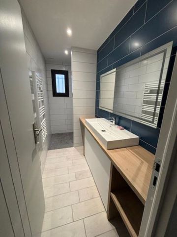 MAISON R+1 AVEC PISCINE , 5 CHAMBRES A L'ETAGE, - Photo 4