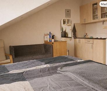 Pronájem bytu 1+kk 28 m² - Photo 2