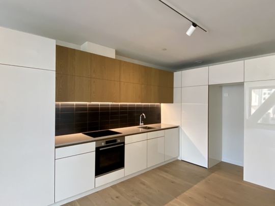 7.09/161 Victoria Street, Te Aro - Photo 1