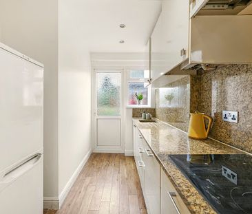Room 4S, Courthope Road, UB6 - Photo 3