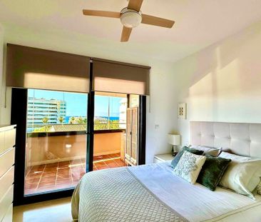 Middle Floor Apartment · Marbella - Photo 5