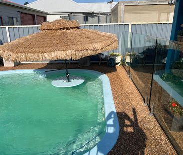 Merewether - Photo 4