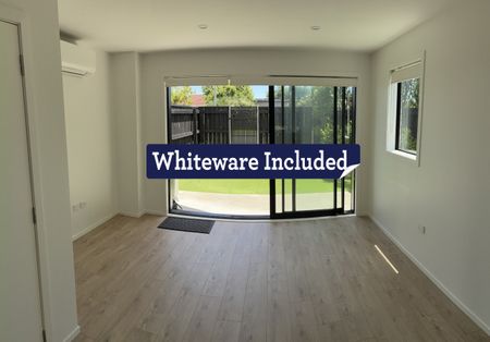 Modern, Sunny, Private and Fully Fenced Townhouse - Photo 2