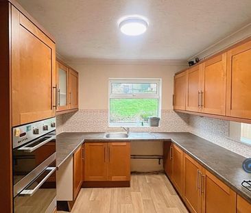 3 bedroom terraced house to rent - Photo 5