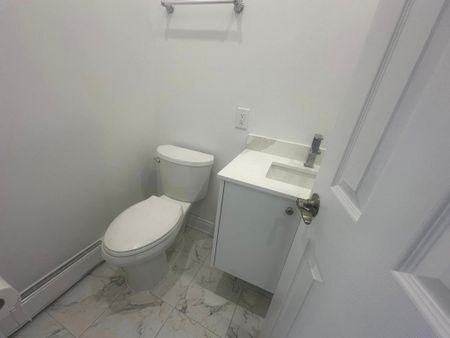 For Lease - 82 King Street Unit# Unit 2, Cobourg, Ontario - Photo 3