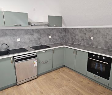 Spacious renovated 3-room apartment Courtedoux – 96 m² - Photo 4