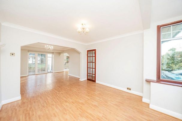 3 bedroom semi-detached house to rent - Photo 1