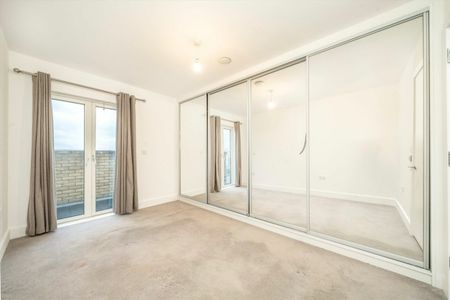 Frazer Nash Close, TW7, London - Photo 2