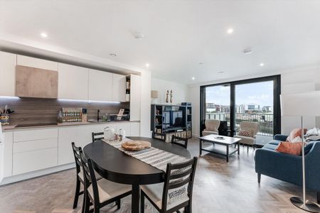 Furnished three bedroom apartment available to rent in the fantastic Three Waters development in Bow Creek. - Photo 3