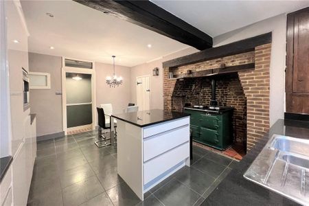 2 bedroom terraced house to rent - Photo 5